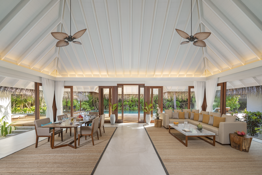 Anantara_Kihavah_Guest_Room_Three_Bedroom_Beach_Pool_Residence_Living_Room
