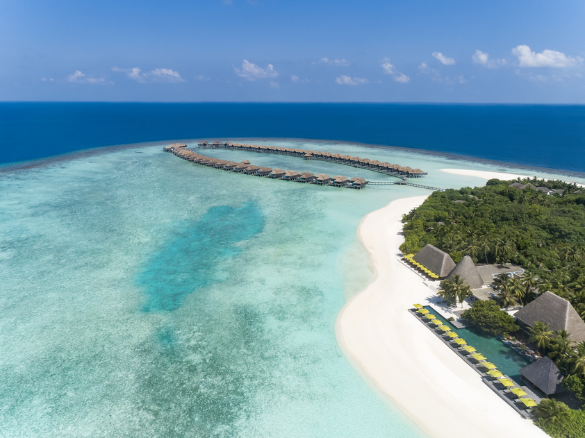 Anantara_Kihavah_Maldives_Villas_Exterior_View_Manzaru_Beach_And_Over_Water_Villas_Aerial