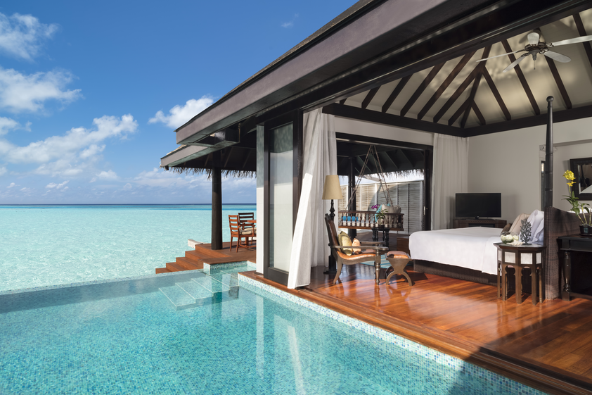 Anantara_Kihavah_Maldives_Over_Water_Villa