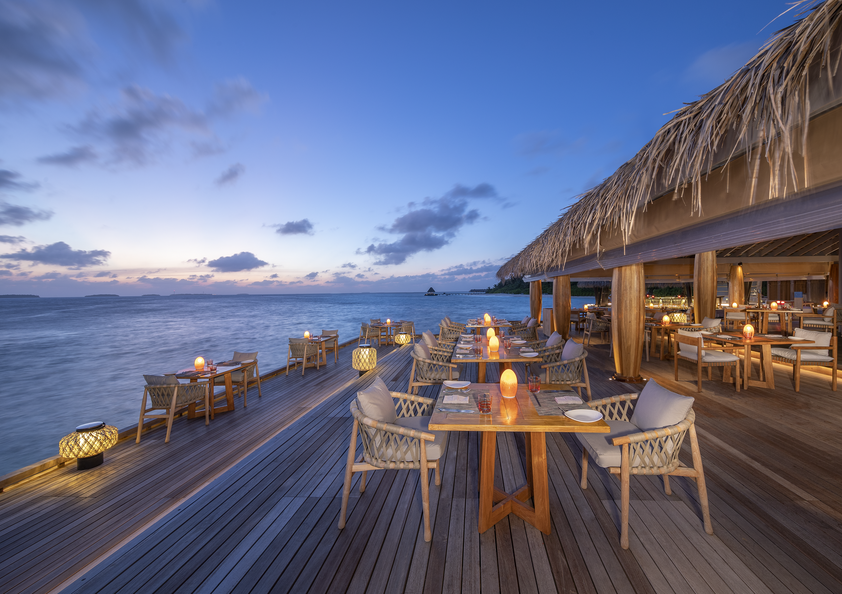 Anantara_Kihavah_Property_Amenity_Restaurant_SPICE_Restaurant_Dining_Area