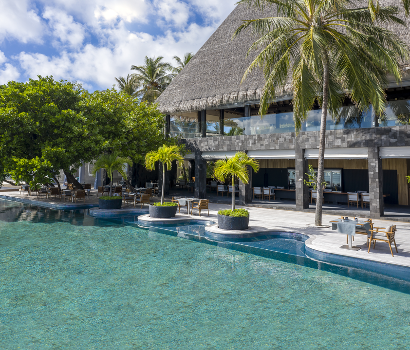 Anantara_Kihavah_Restaurant_Manzaru_Aerial