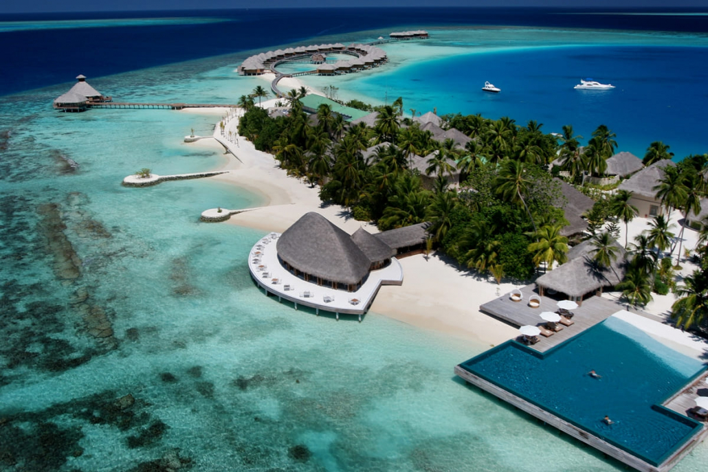Huvafen-Fushi-Ariel-Island-2-1