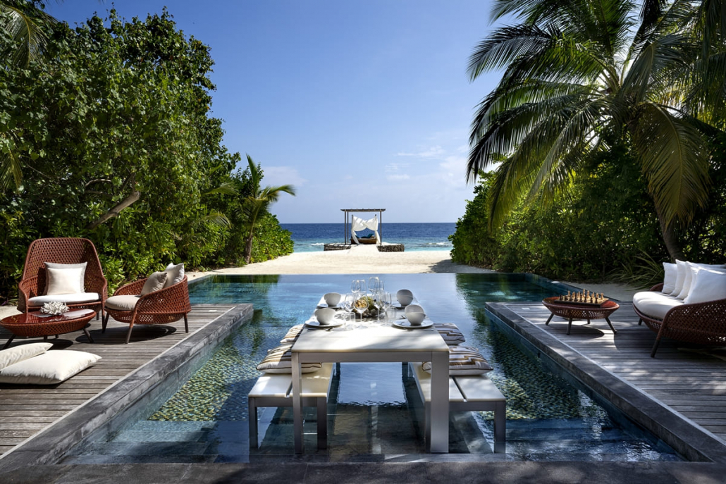 Huvafen-Fushi-Cube-Exterior-Pool-_-Terrace-1