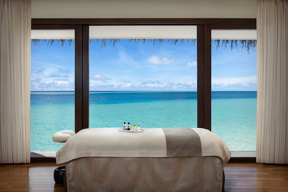 Niyama_Private_Islands_Maldives_Spa_Drift_Lagoon_Room-min