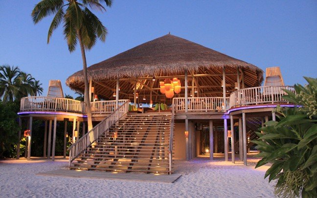 Six Senses Laamu18